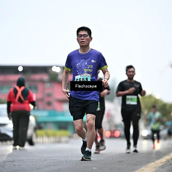 Runner Photo 8911357