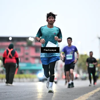 Runner Photo 8911360
