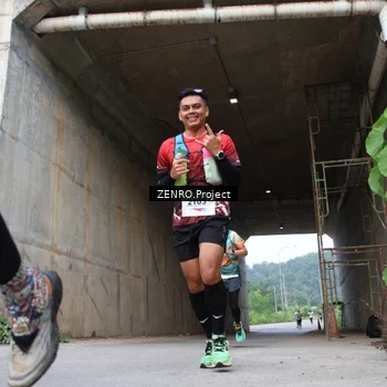 Runner Photo 8911367