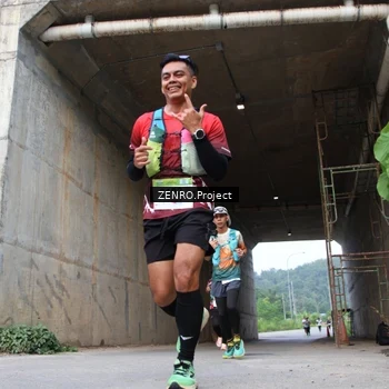 Runner Photo 8911372