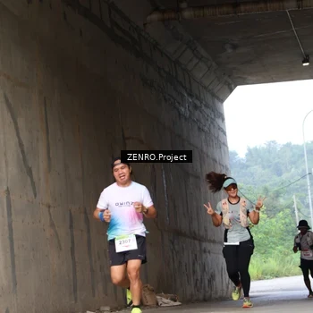 Runner Photo 8911387