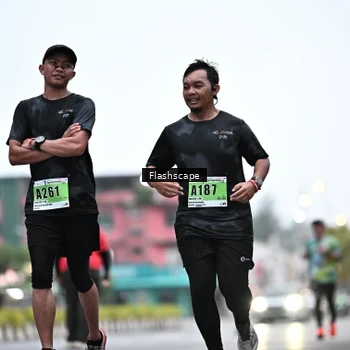 Runner Photo 8911389