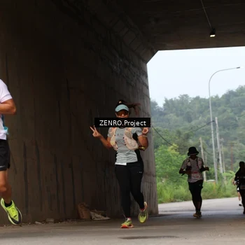 Runner Photo 8911396