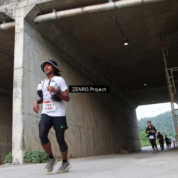 Runner Photo 8911402
