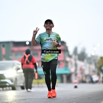 Runner Photo 8911463