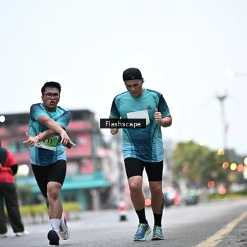 Runner Photo 8911509