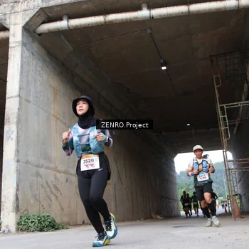 Runner Photo 8911518