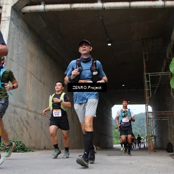 Runner Photo 8911610