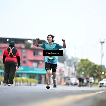 Runner Photo 8911613