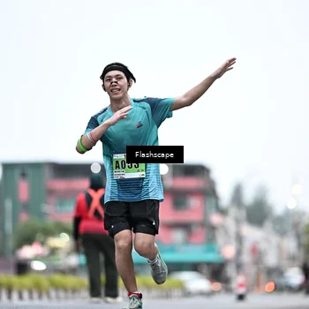 Runner Photo 8911638
