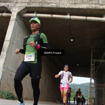 Runner Photo 8911666