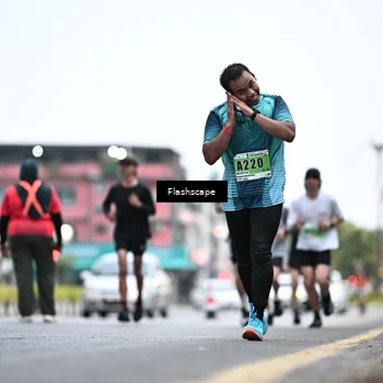 Runner Photo 8911674