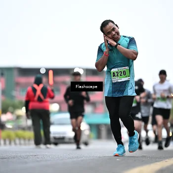 Runner Photo 8911690