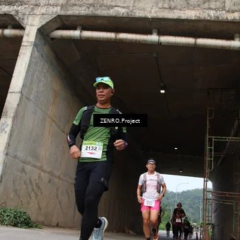 Runner Photo 8911701