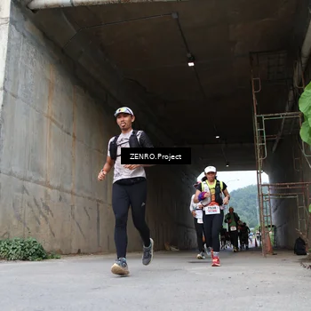 Runner Photo 8911708