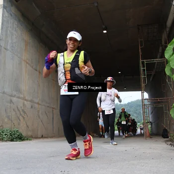 Runner Photo 8911716