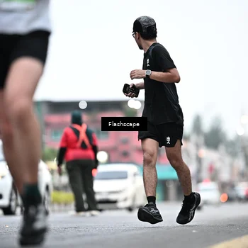Runner Photo 8911766