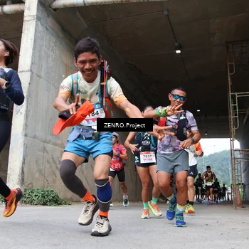 Runner Photo 8911768