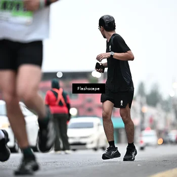 Runner Photo 8911770
