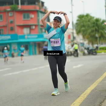 Runner Photo 8911782
