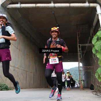 Runner Photo 8911788