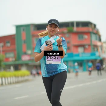 Runner Photo 8911792