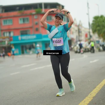Runner Photo 8911793