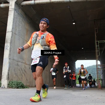 Runner Photo 8911801
