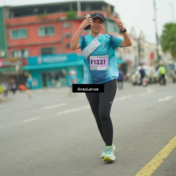 Runner Photo 8911824