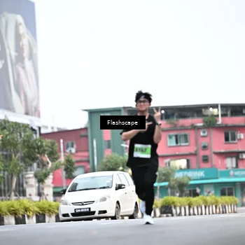 Runner Photo 8911839