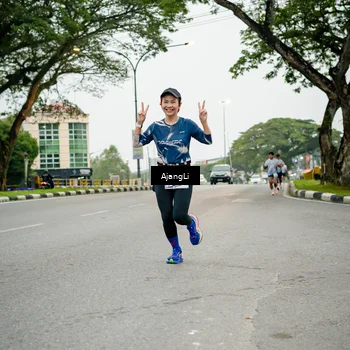 Runner Photo 8911871