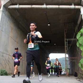 Runner Photo 8911878
