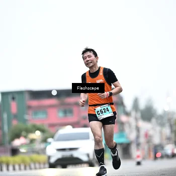 Runner Photo 8911882