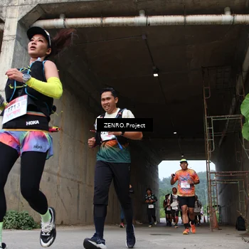 Runner Photo 8911902