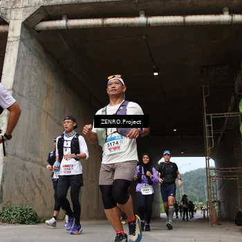Runner Photo 8911911