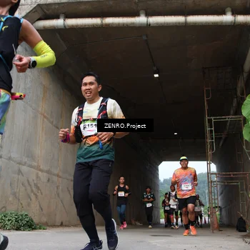 Runner Photo 8911913