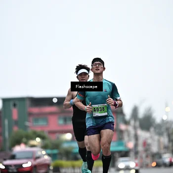 Runner Photo 8911922
