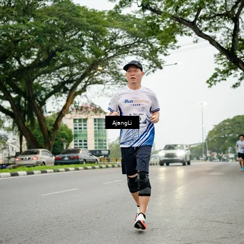 Runner Photo 8911941