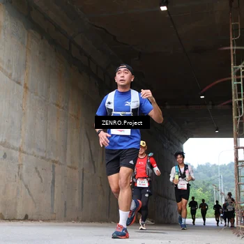Runner Photo 8911954