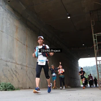 Runner Photo 8911984