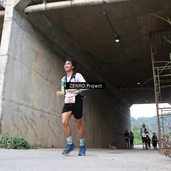 Runner Photo 8911985
