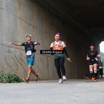 Runner Photo 8911996