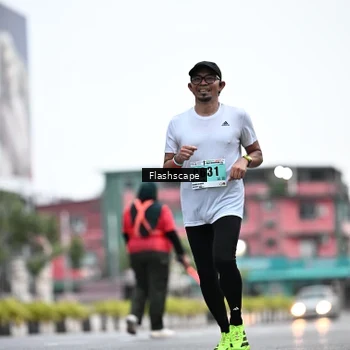 Runner Photo 8912014