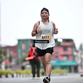 Runner Photo 8912042
