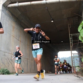 Runner Photo 8912050