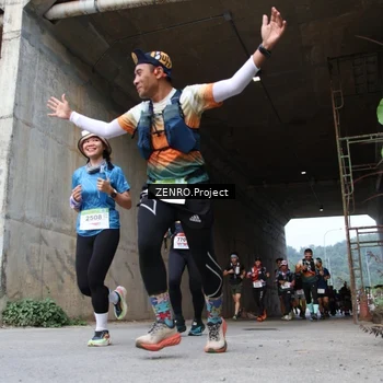 Runner Photo 8912060