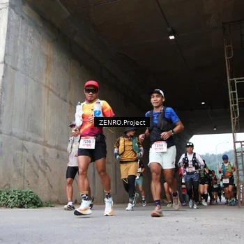 Runner Photo 8912091