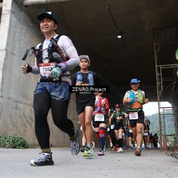 Runner Photo 8912106