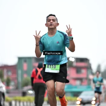 Runner Photo 8912119
