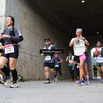 Runner Photo 8912141